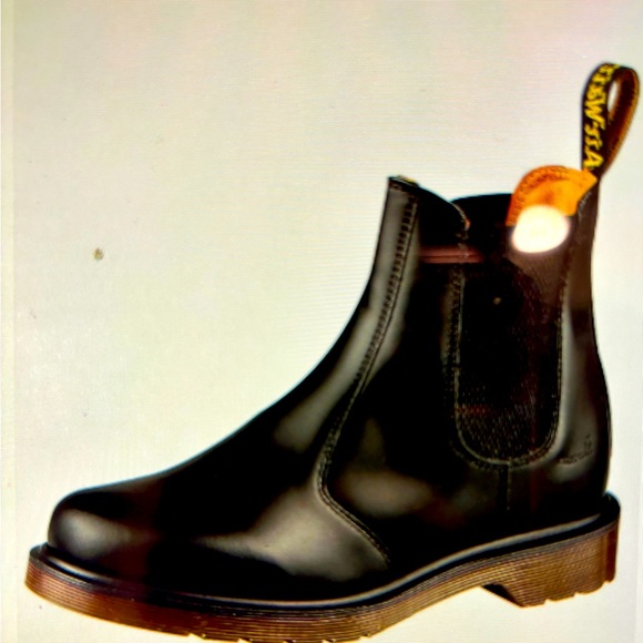 Christmas gift - never worn - brand new Chelsea boot Dr. Martin’s Black Leather - Picture 2 of 5